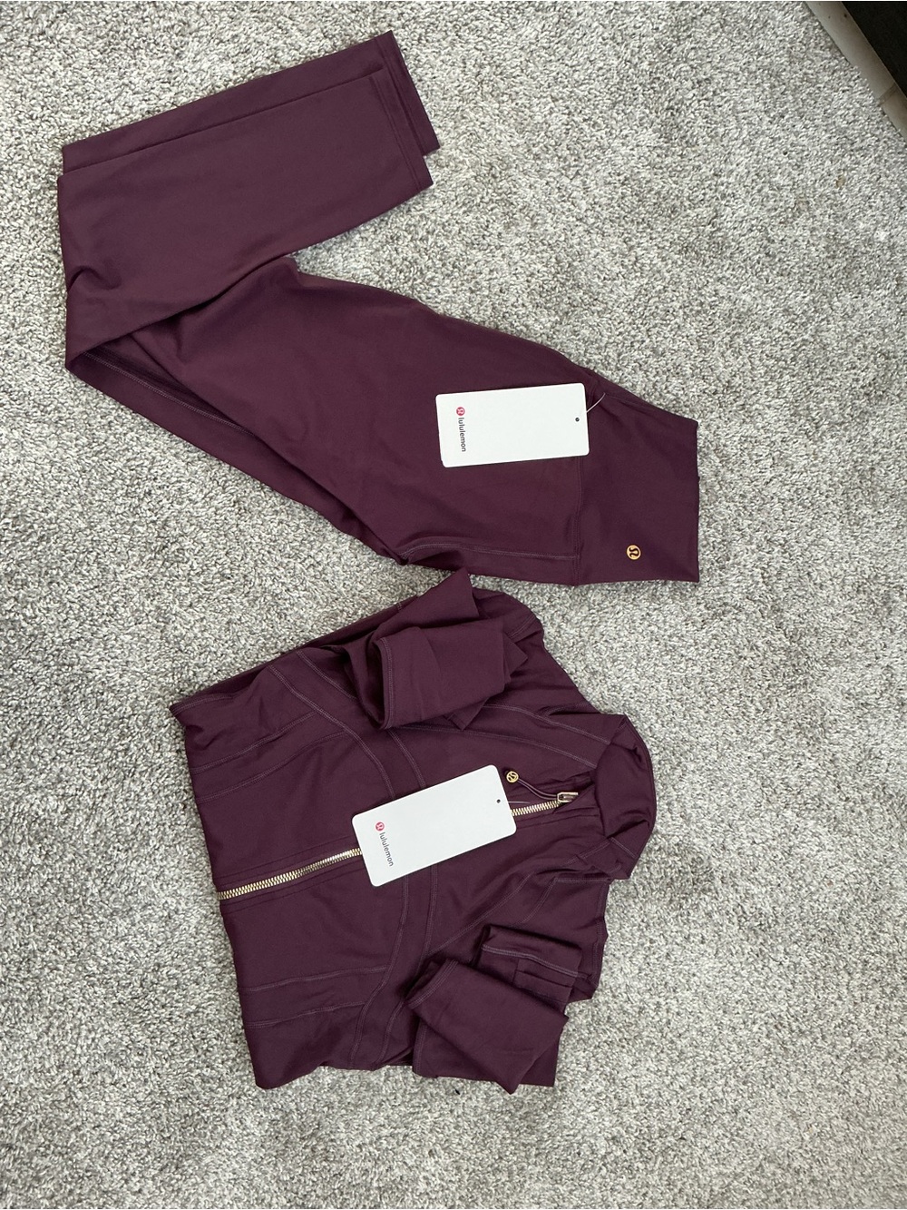 lululemon athletica Plum Zip Jacket and Matching Leggings - Picture 2 of 8